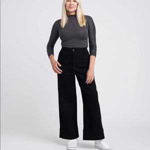 Old Navy wide leg extra high rise thin jean